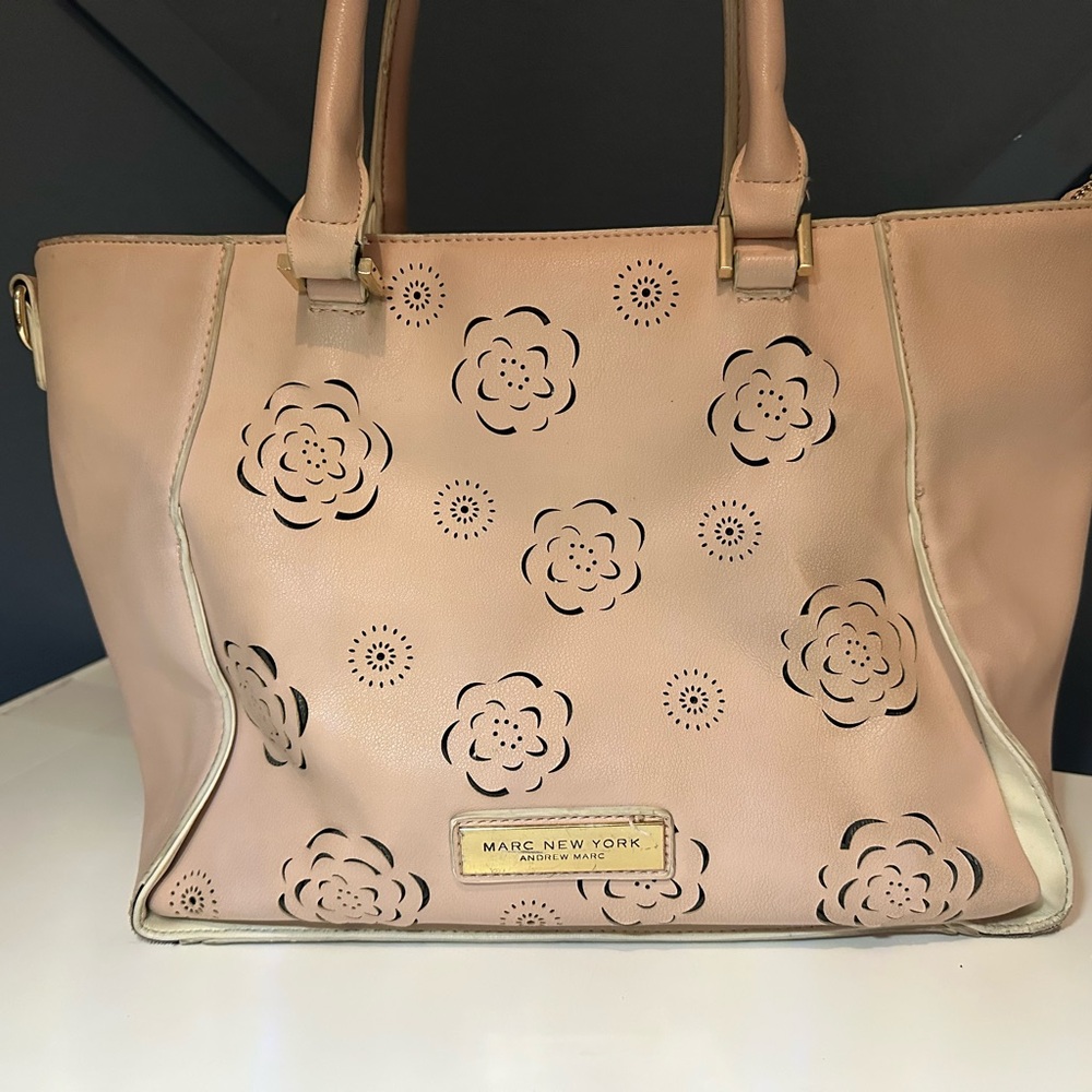 Marc New York  Andrew Marc Beige Flower Cut Out Bag Purse Gold Hardware
